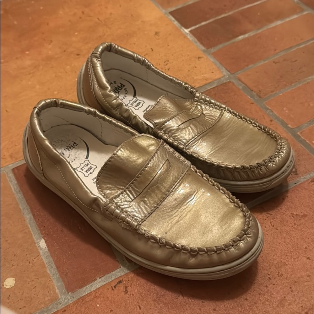 Primigi girls loafers